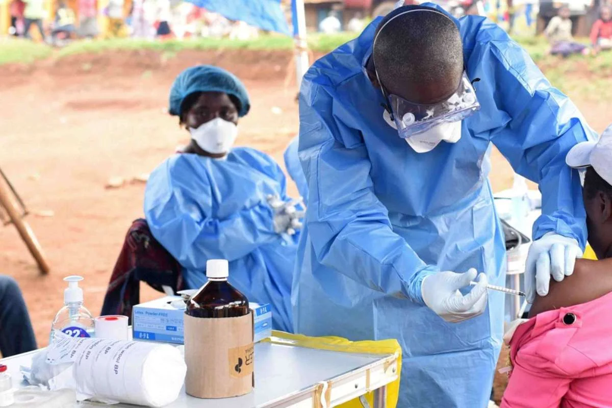Outbreak of the severe Zaire Ebola strain in Kasai Province